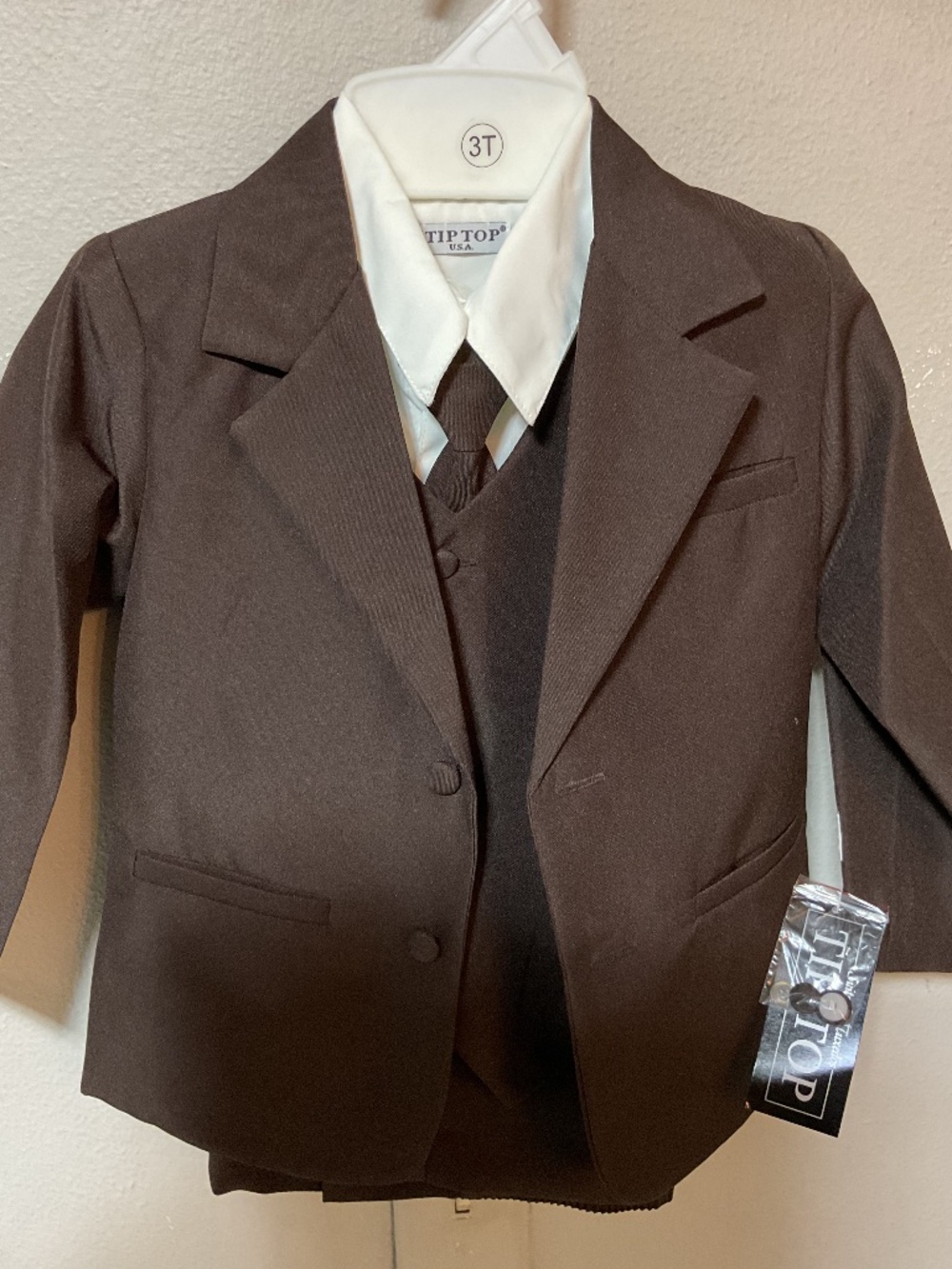 TIP TOP BOYS BROWN TUXEDO SIZE 3T